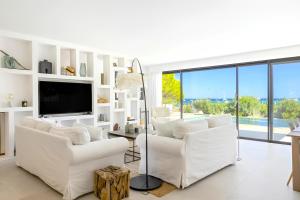 Villa San Ciprianu Mare Di Lecci