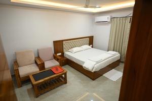 Hotel Satabdi