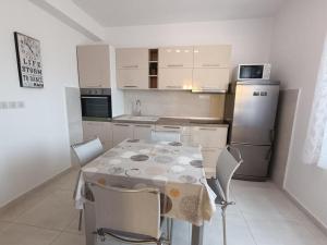 Apartment in Primosten with sea view, balcony, air conditioning, WiFi 5155-1