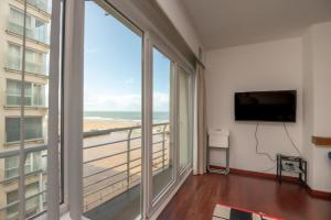 Stylish apartment with sea view for 4 people
