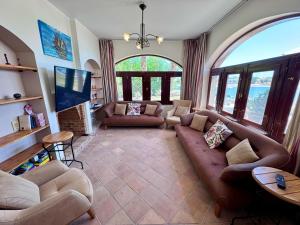 El Gouna Nubian Lagoonfront Villa - 4BR, 9 Guests