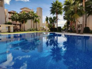 Luxury 3 Bedrooms, Private Heated Pool - EHHouse