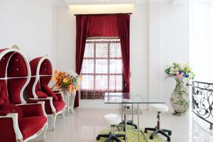 Urbanview Hotel Trisna Tulungagung