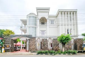 Urbanview Hotel Trisna Tulungagung