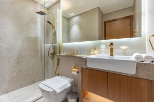 Near Gadaf Community Park, Few Minutes Walk to Circle Mall, Short Drive to Dubai Miracle Garden and Butterfly Garden - Binghatti Amber, JVC by Deluxe Holiday Homes