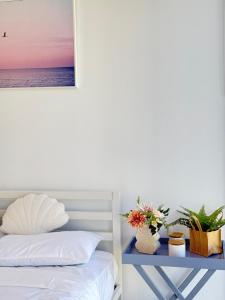 Modern Vibrant - 1BR Apt Pool&Gym Sauna BO31506-1