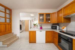 Casa Nadia by Briskva