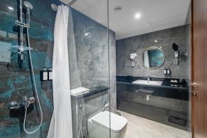 Grand Ambassador Hotel