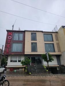 Hotel Panther Iscon Road Patrakar Colony
