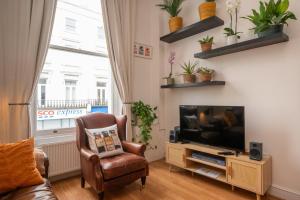 Elegant 2BD Flat Near Hampstead Heath