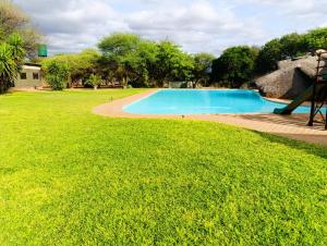 Lapa Moyo Safaris