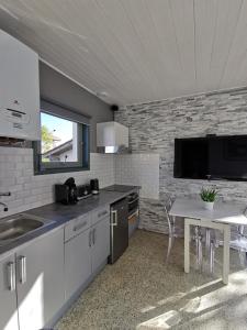 Appartement T2 3 étoiles, agréable avec jardin, plage à pied