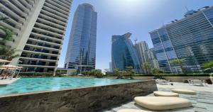 Savis Homes - Stylish 1 BR near Metro Station in Business Bay