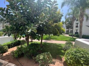 Cozy Couples Apartment with Marina View T22513GF