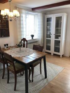 Timber-Frame Holiday Flat Near Beach