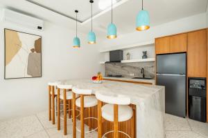 New 4- bedroom Ocean Verve Villa 4 near the beach