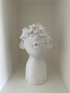 Studio cosy & rénové, à deux pas de la gare