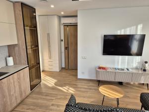 M18 Waterside Park Apartments, Self check-in, Free parking, Wi-fi