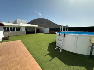 Villa LITO con piscina y aire acondicionado