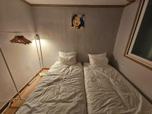 Open Sale, ideal for family group travel to Gyeongbokgung Station