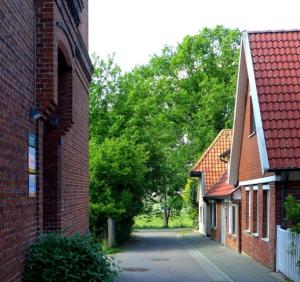 zwischen Stade and Cuxhaven der Elbe entlang