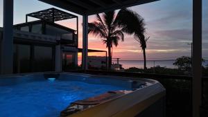 20-30 Knots- 5BR4BA Game Night Villa Hot Tub