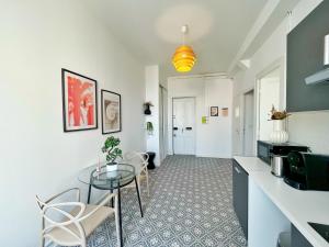 Barrie - studio 2 personnes - check in h24 - wifi