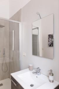 Elegante Bilocale nel Cuore di Milano - Mirable PM