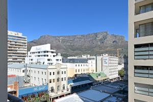 6 On Pepper Apartments