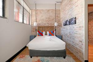 6 On Pepper Apartments