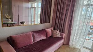 Завжди є світло! Soft Pink Apartment