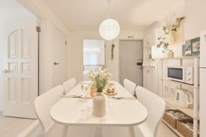 겨울특가 홍대 연남 망원 합정 YG 서울역 Dmc 6인 숙소 짐보관 가능