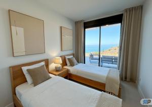 Apartamento deluxe con terraza y vistas al mar 013