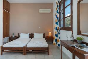 Frantzis Studio 2 - Nisyros