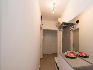 Apartment Bal