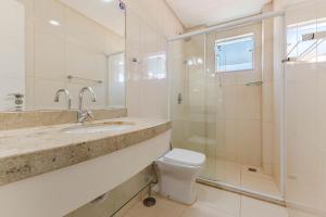 Amplo Apartamento a 100m da Praia de Bombas