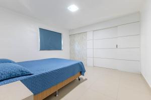 Amplo Apartamento a 100m da Praia de Bombas