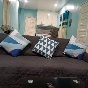 Jens Samal Vacation Rental - Centrally Located - Fully Furnished 2br WIFI