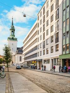 Downtown Modern Apartment - Two Bedrooms!