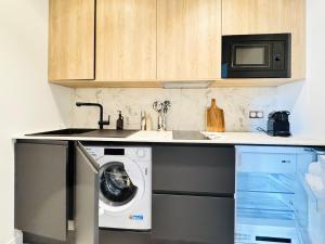 Les Lucioles 3 - Luxury Studio Apartment