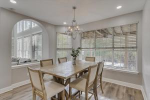 5BR Oasis w Pool Steps from Lake Ray Hubbard