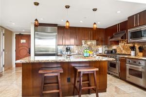 Honua Kai Hokulani 2 Free Rental Cars KBM Resorts Most Stunning Views 2 Units 4 Bedrooms ML-1850