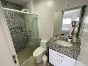 cód 157 - Apartamento á apenas 100 metros do mar!