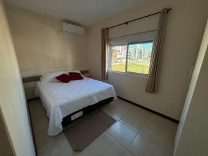 Cód 178 - Apartamento zona Sul á 70m do mar