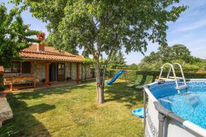 Dea in Kmeti (Haus für 6 Personen) - 3hvězdičkové hotely ve městě Žminj