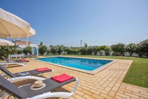 Villa Carlos by Villa Plus