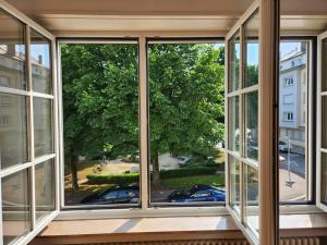 Beautiful private room - In a family home2 people live in a prime area of Luxembourg