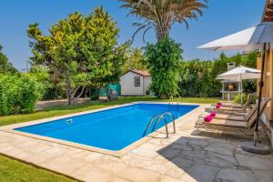 Villa Rosie by Villa Plus