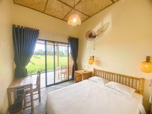 Ruộng Homestay Nguyên căn 5 phòng ngủ