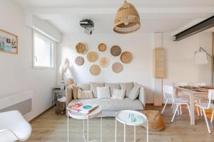 T3 Les Anémones à 50m de la plage avec grande terrasse et grand jardin